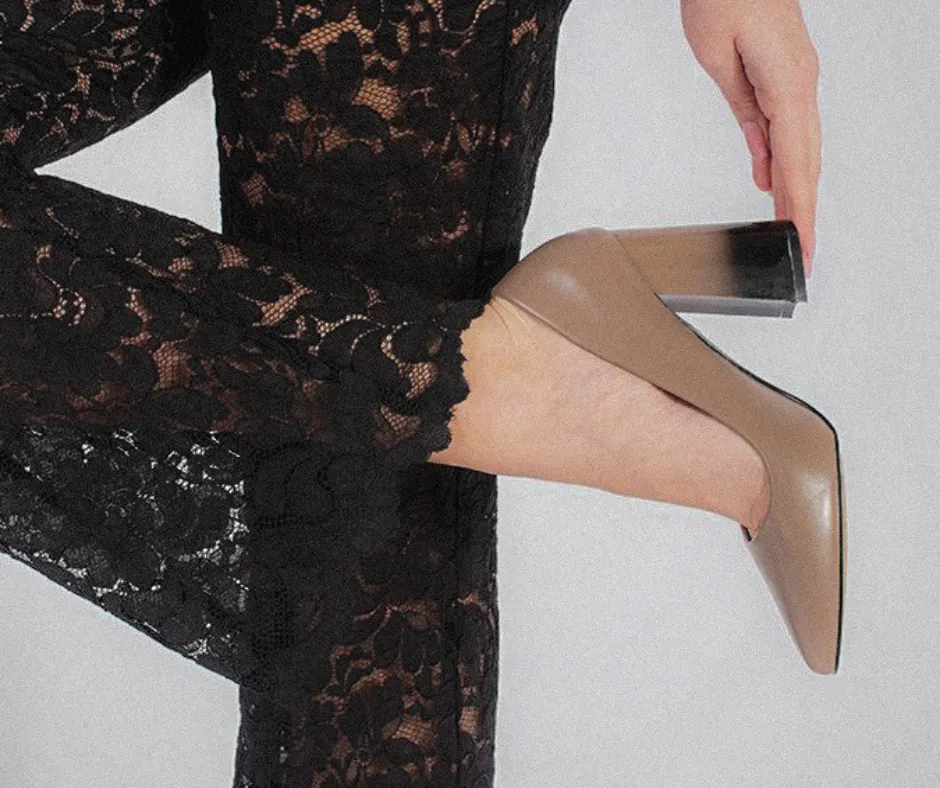 Buty do stylizacji na Boże Narodzenie i Sylwestra - 7 hot trendów z Instagrama!