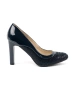 Comfortable black stiletto pumps