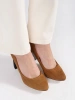 Brown block-heeled pumps
