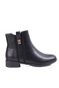 Stylish Flat Heel Chelsea Boots