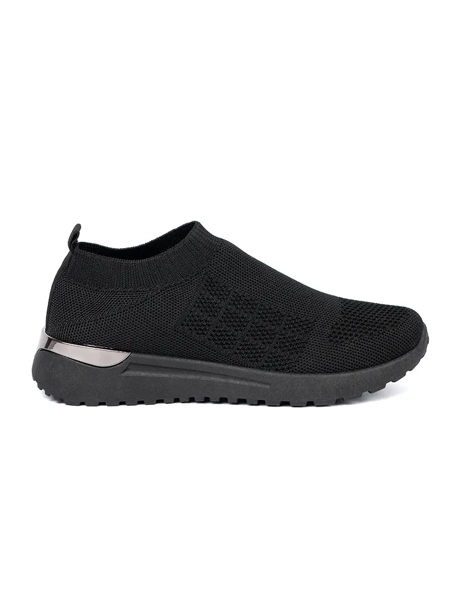 Czarne sportowe buty slip-on z siateczkową cholewką