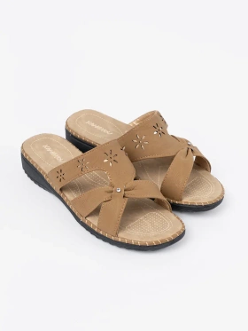Slippers with soft insole and decorative stitching