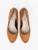 Suede Pumps in Caramel