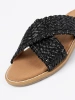 Plecione czarne klapki damskie