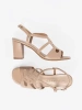 Sandały beżowe damskie na obcasie