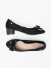 Black pumps with a bow on a pillar heel