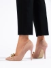 Vinceza Pink Suede Heels with a Chain
