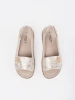 Light beige platform sandals with a pin