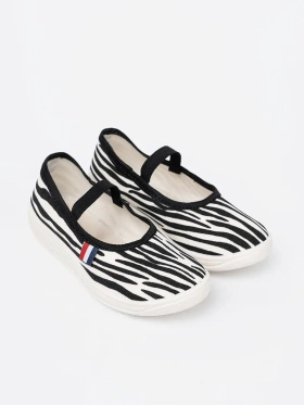 Black and white lightweight slip-on sneakers with zebra motif