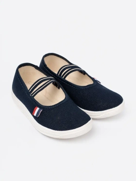 Light navy shoes with elastic strap