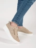 Beżowe sneakersy na grubej podeszwie 