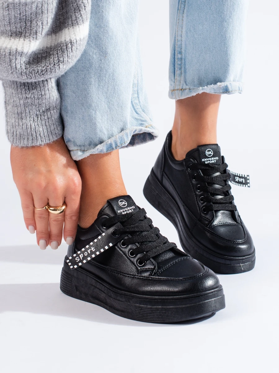 Czarne sneakersy na platformie Shelovet
