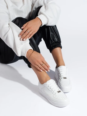 Biała sneakersy na platformie Shelovet