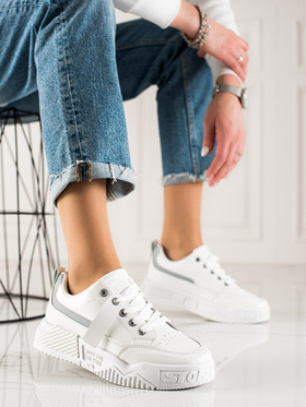 Białe sneakersy fashion Shelovet
