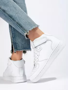 Damskie białe wysokie sneakersy Shelovet
